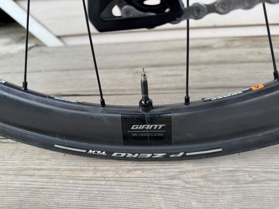 Карбонов велосипед Giant TCR Advanced 0