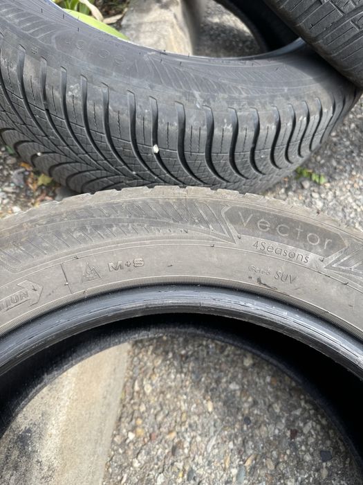 Pneuri / Anvelope Goodyear  Vector 4 Seasons M+S 235/55 R18 104V