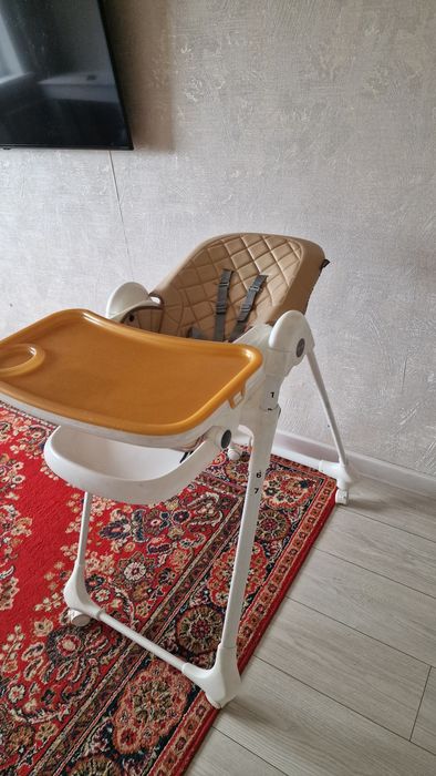 Продам детский стул