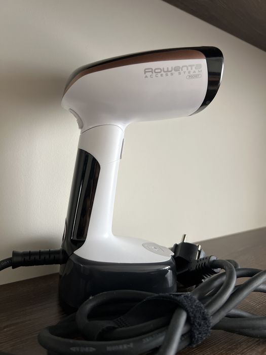 Парна ютия Rowenta DR3030