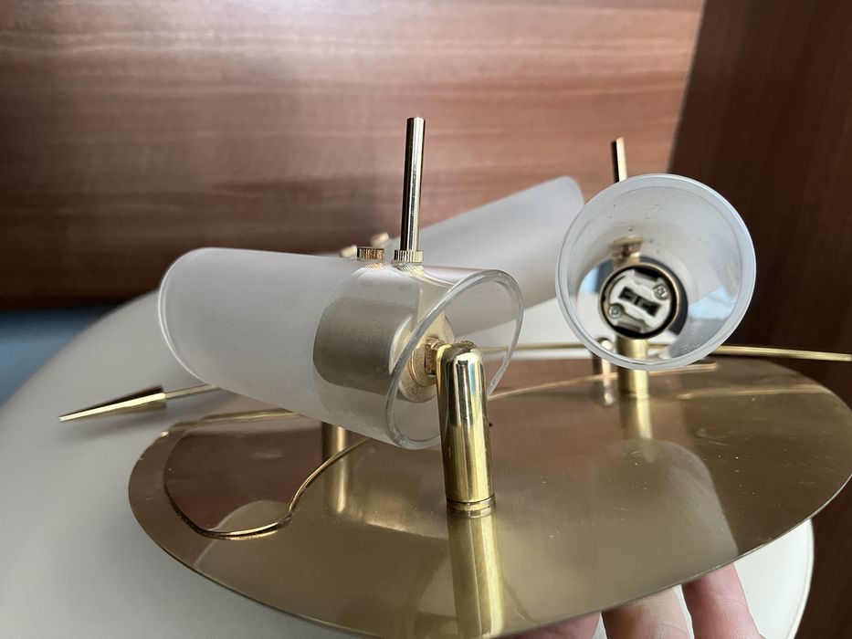 Vand plafoniera cu 3 spoturi de becuri