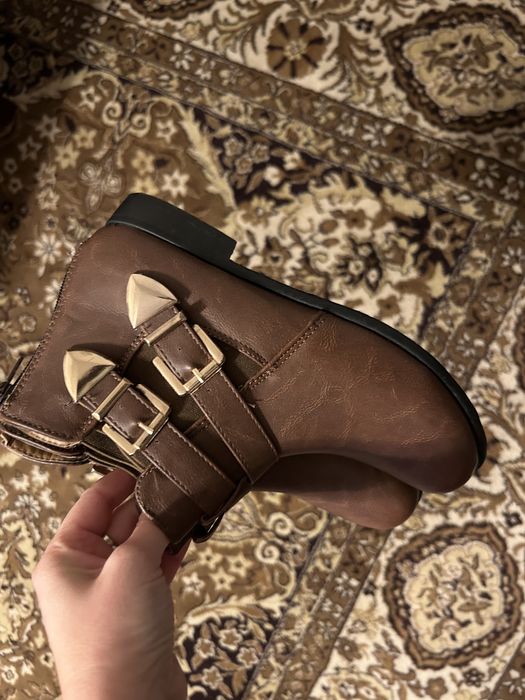 Дамски обувки