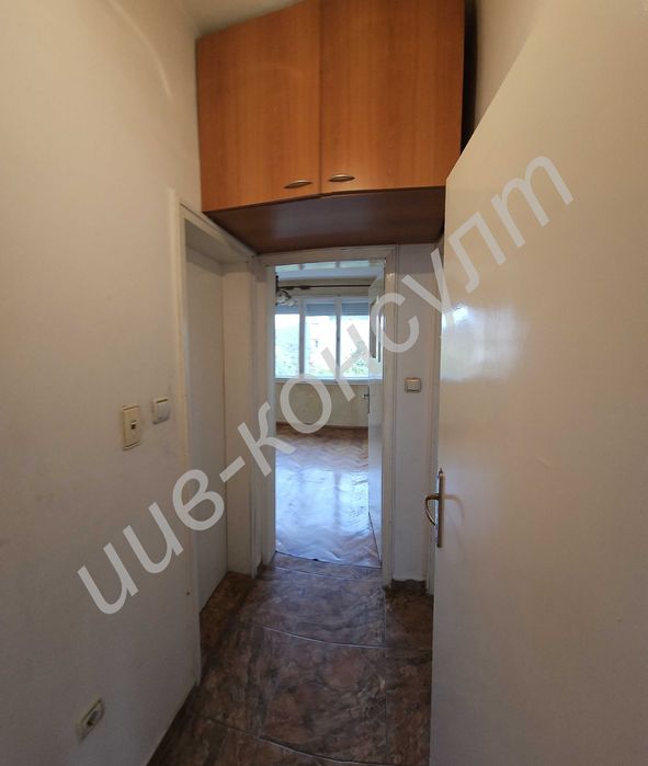 Продава се Тристаен апартамент в Велико Търново, Бузлуджа - 105 кв.м за 1600 €/кв.м - Снимка #7