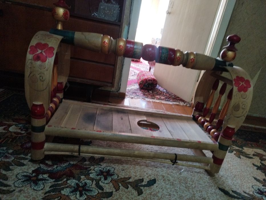 Assalomu alaykum beshik sotiladi 250 ming som xolati yaxshi