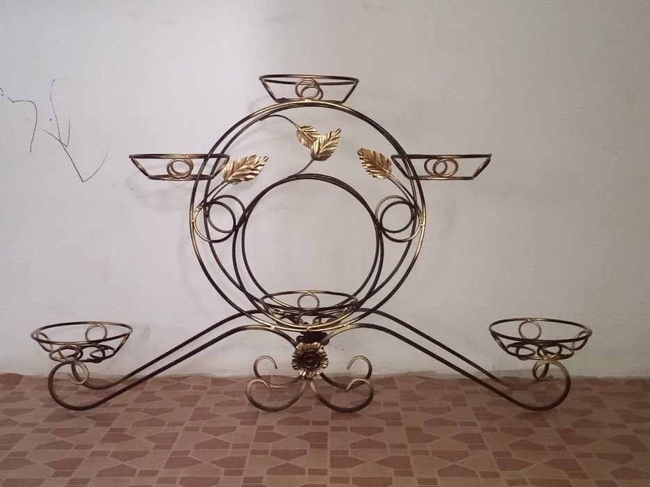 Подставка для цветов