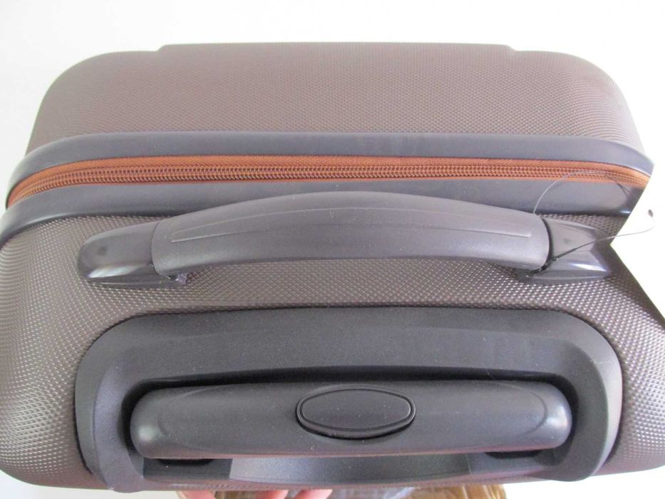 Troler    gfd0221716   ,   NOU