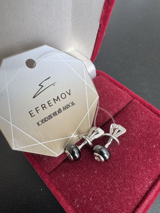 Серьги пусеты с бриллиантами 585