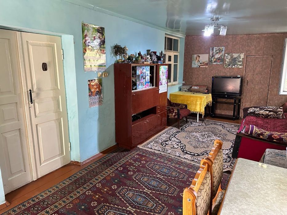 Продается дом в ташобласти, янгиюльский район. 8 соток, дом 5 комнат,