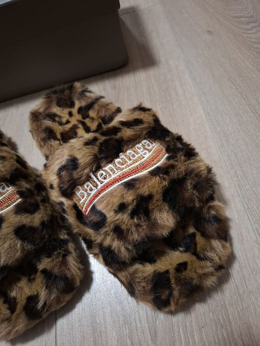 Papuci Balenciaga Noi