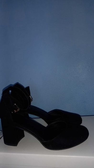 Pantofi eleganți,  mărimea 41 doar in Reșița