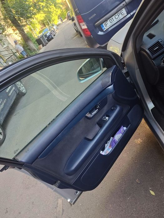Audi A4 1.9 TDI 131cp AWX