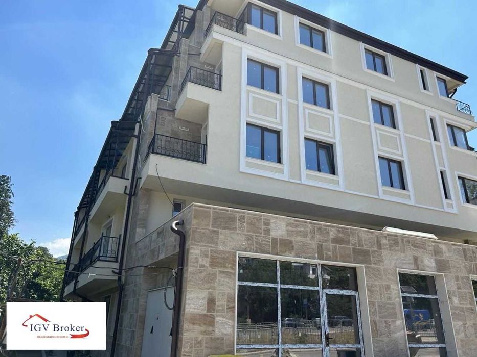 Тристаен апартамент в м-т Гърдова глава