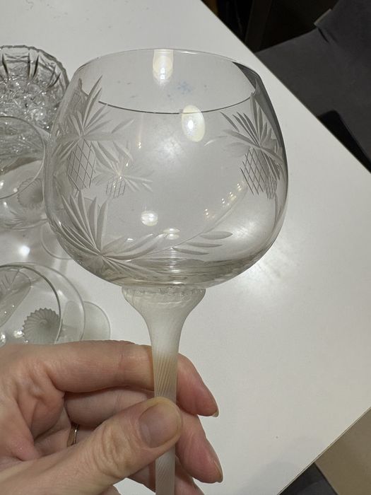 Set 5 pahare tip goblet din sticlă gravată