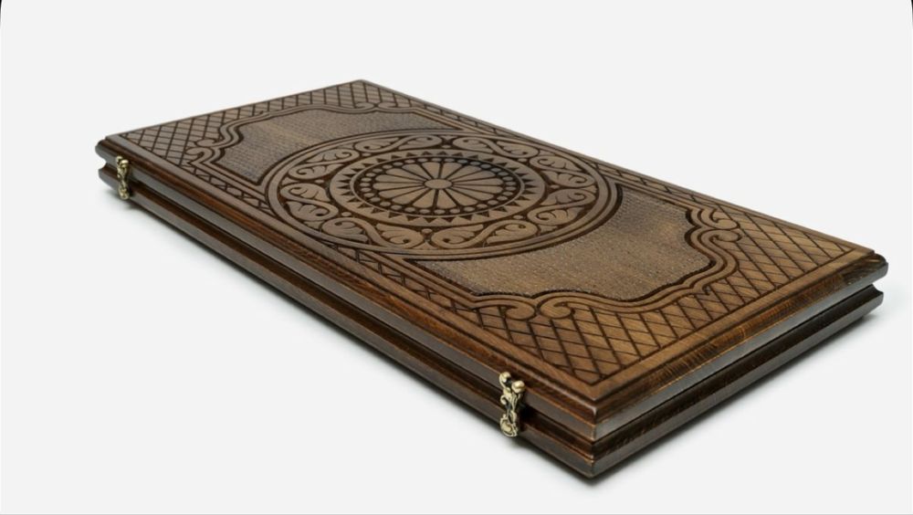 Нарды резные из массива бука (Армения)