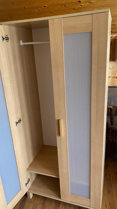 Vand mobilier hotelier (pat saltea dulap TV)