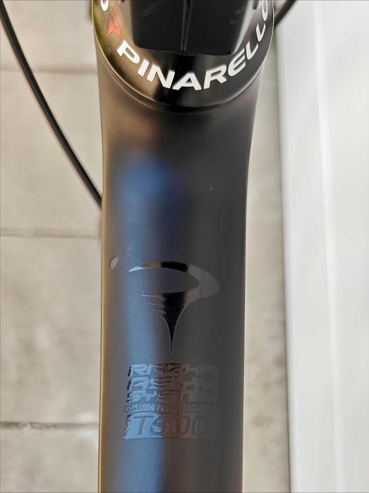 Pinarello Razha 2022 SRAM Force eTap AXS Шосеен Карбонов Велосипед