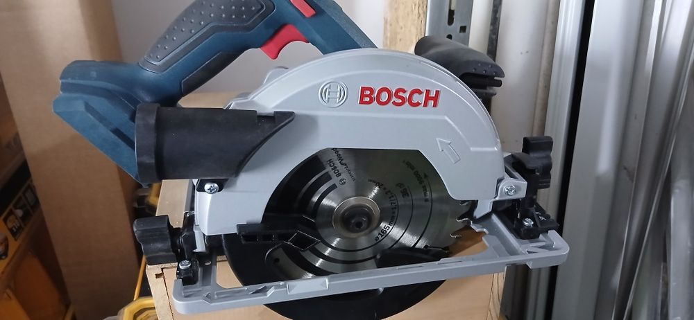 Vand circular nou bosch GKS 18V-57 G