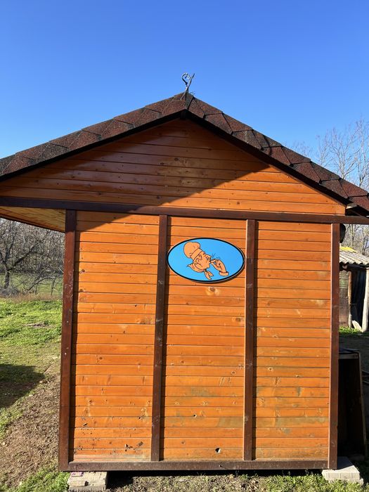 Продавам дървена преместваема постройка / павилион – 1500 €