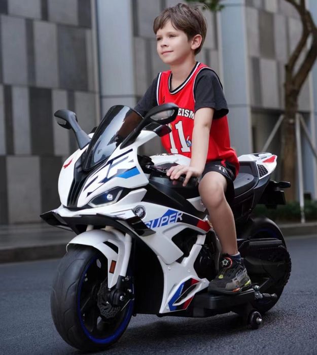 Детский мотоцикл BMW s1000 с электродвигателем | новое в упаковке