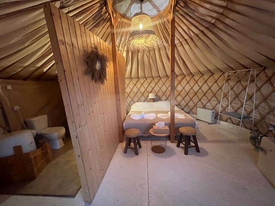 AFACERE LA CHEIE Complex Glamping Vama Buzaului-Brasov Bar/Cafenea