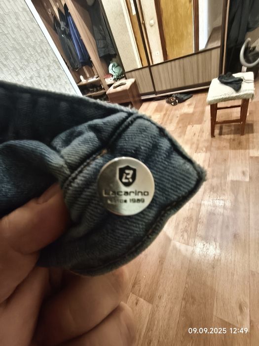 Продам джинсовую куртку 54 размер