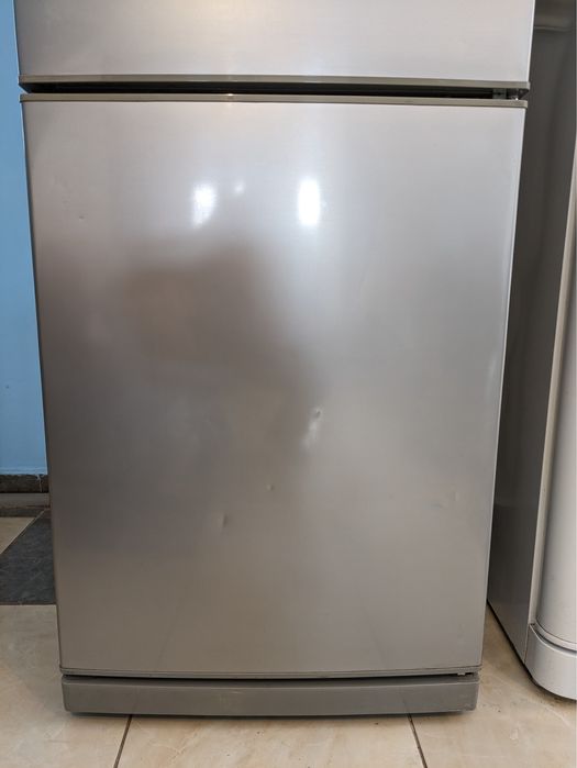 Продам холодильник LG