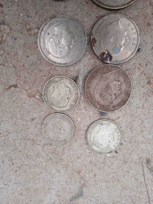 Стари български монети