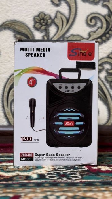 Продаётся Колонка Sing-e с микрофоном