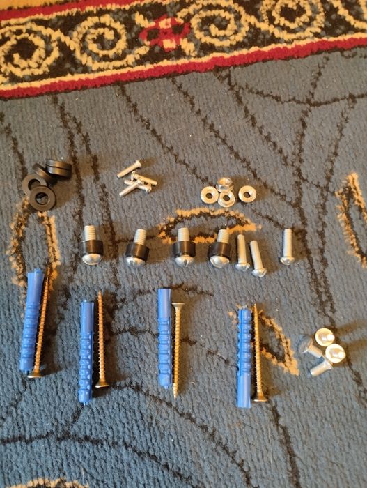 Крепление для телевизора.