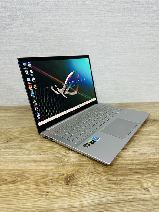 ASUS Ryzen 7-16 Ядерный+RTX3050 OLED дисплей Премиум игровой ноутбук
