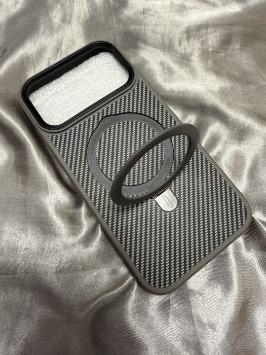 Кейсове за iPhone 17 pro max/ 16 pro max