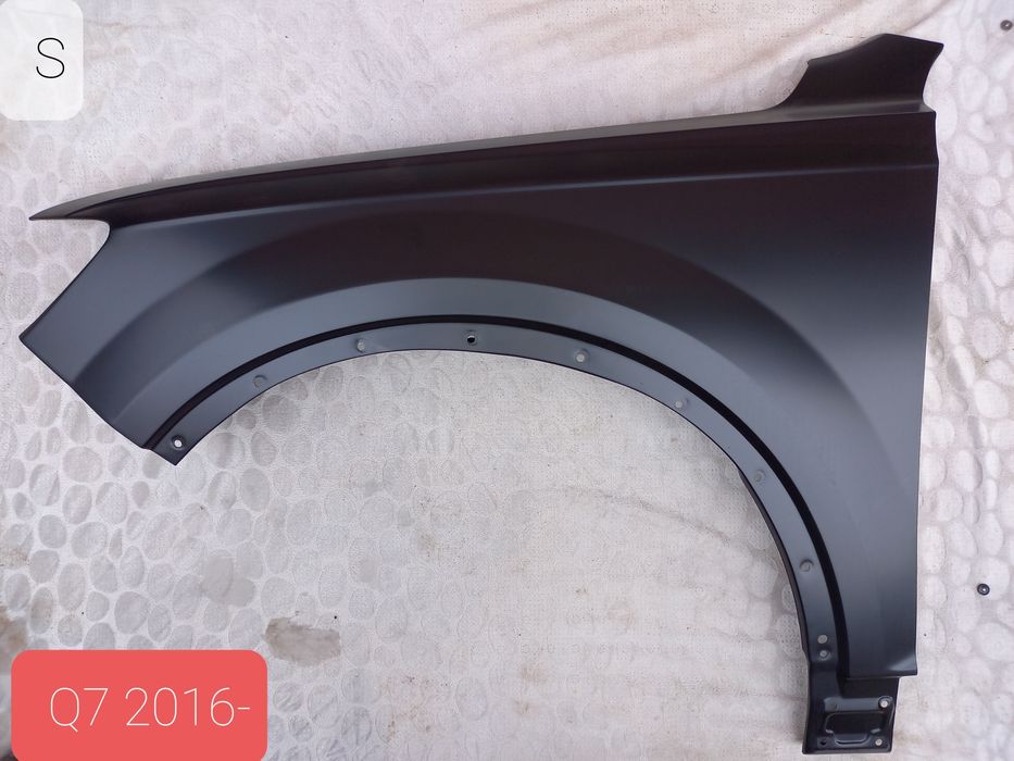 Нов преден капак Ауди Кю7 4м  2016-