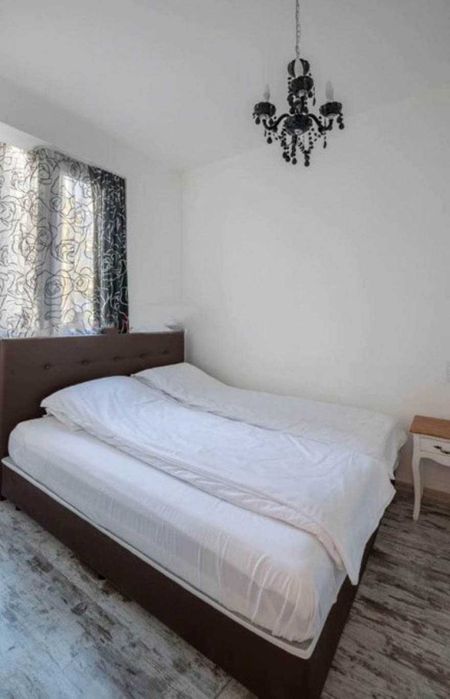 Дава се под наем Двустаен апартамент в София, Център - 55 кв.м за 445 € - Снимка #3