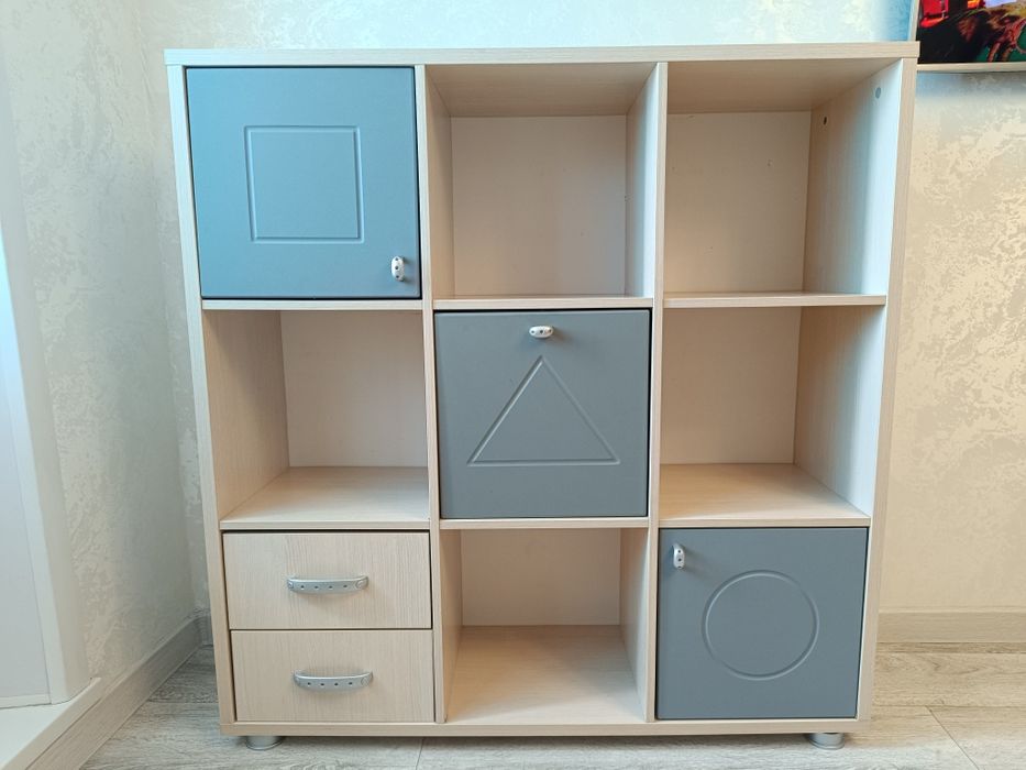 Шкаф полки детские.