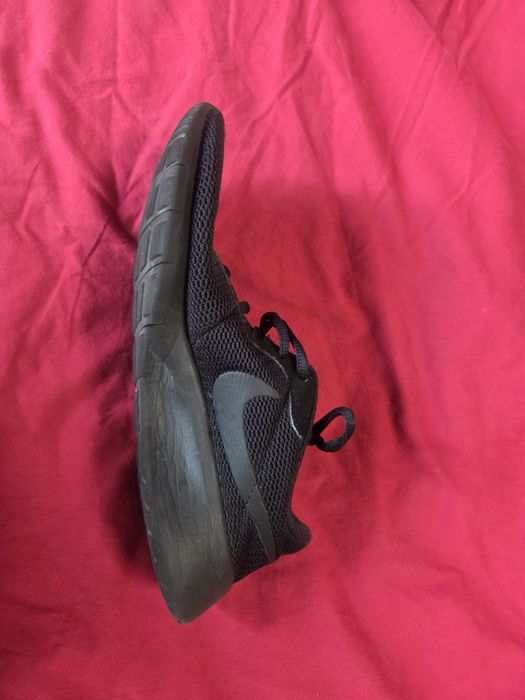 Продавам маратонки Nike