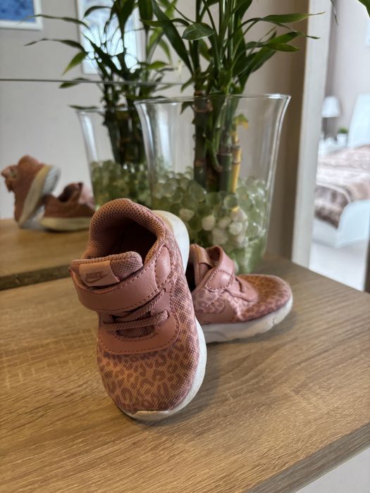 Маратонки Nike