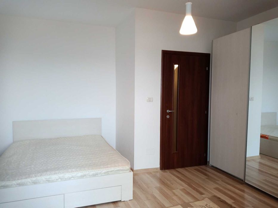 Chirie Apartament foarte frumos cu loc de parcare, bloc Urbana Arad