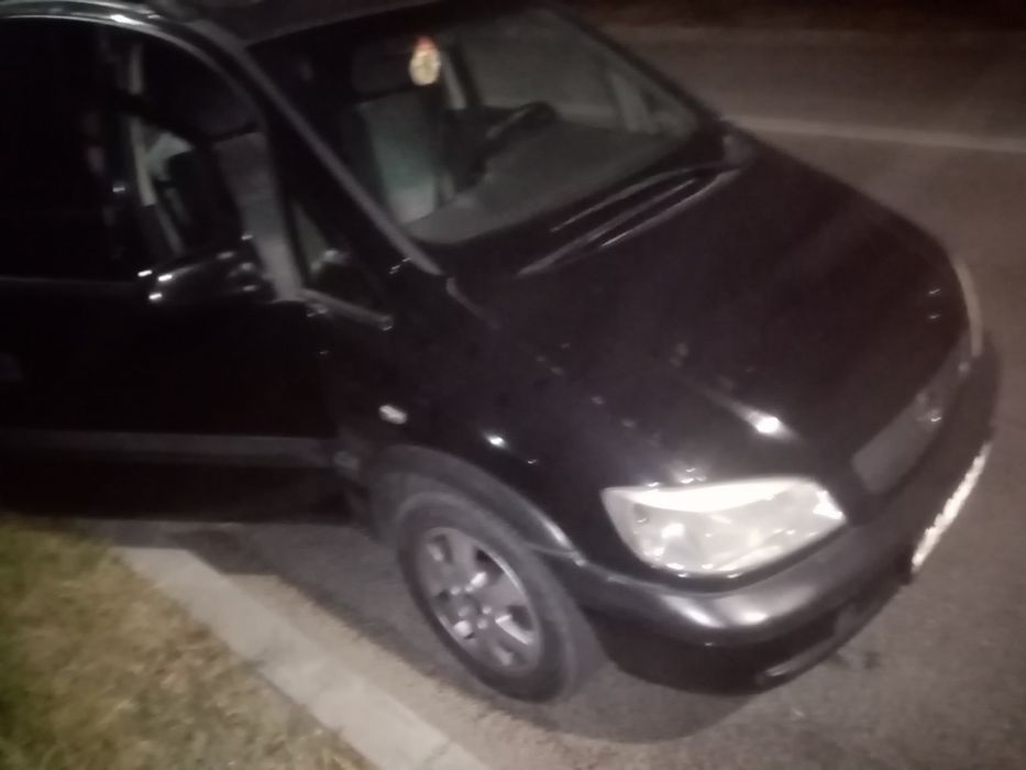 Опель Zafira 2002 гв