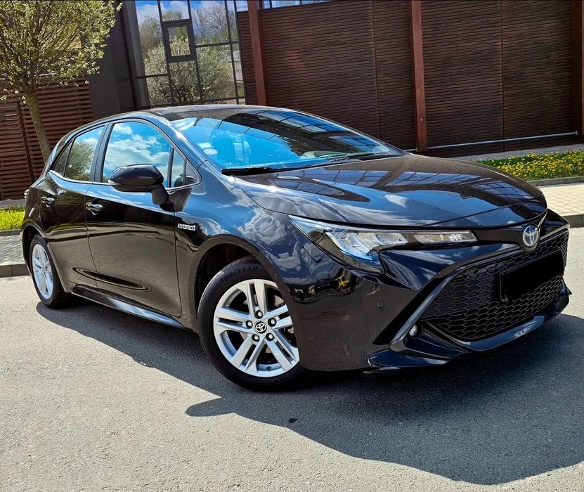 Toyota Corolla Toyota Corolla 1.8 Hybrid Dynamic/Keyless/Full led/camera/park assist