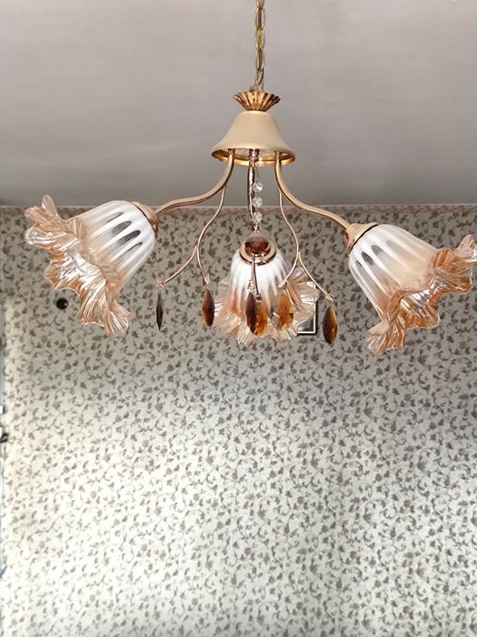 Люстра  продам б/у советский