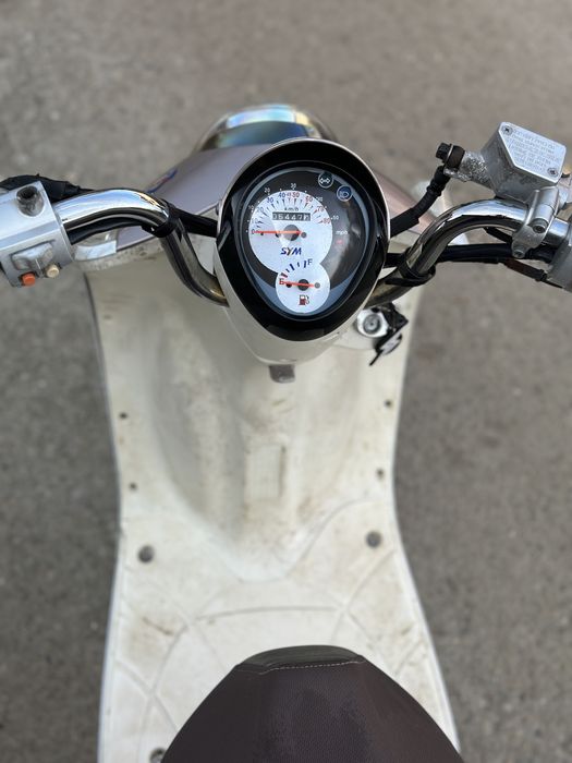 Scuter Sym mio 50cc an 2015 acte Belgia