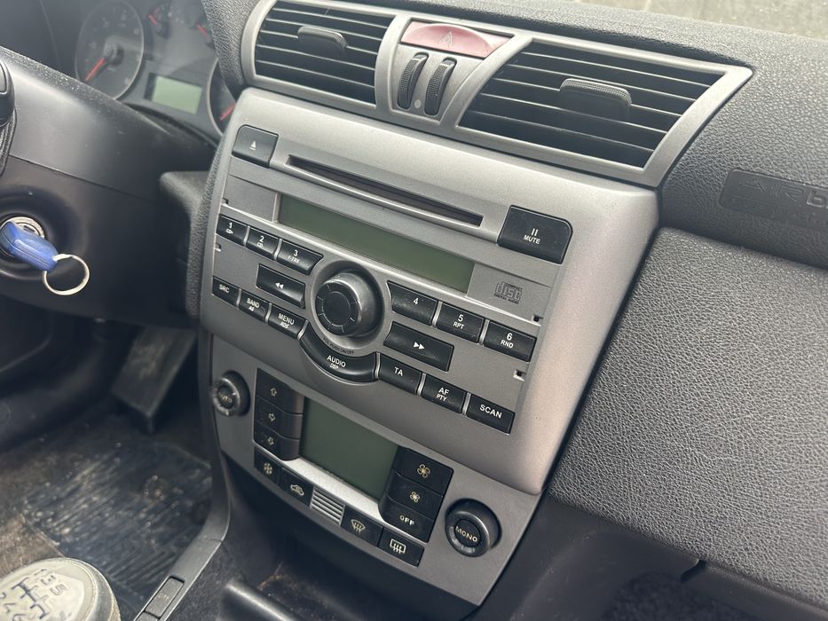 Fiat stilo 1.9JTD - НА ЧАСТИ