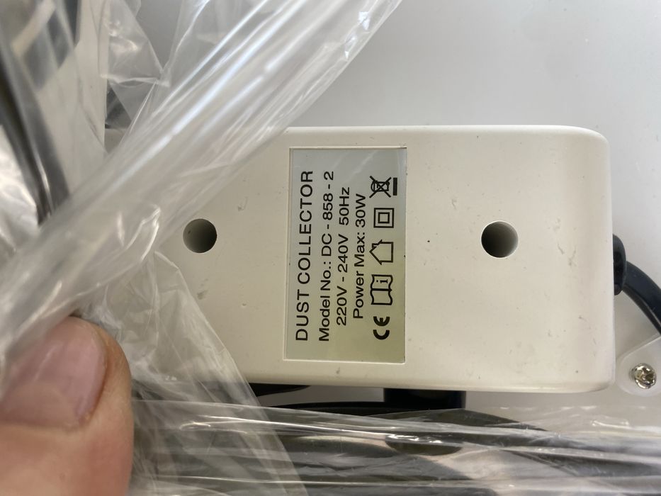 Маникюрный пылесос