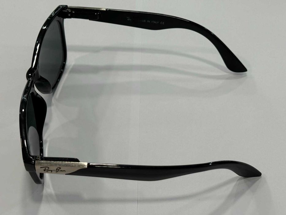 Слънчеви очила Ray-Ban RB8020