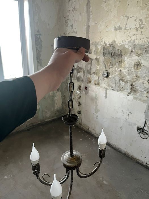 Люстры срочнооооо