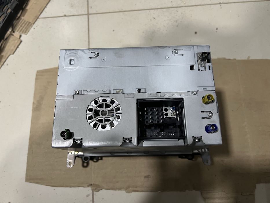 Navigatie DVD Video Mercedes A B C CLK GL M ML R SPRINTER VITO VIANO W169 W203 X164 W164 W209 W245 W906 A1698209889 A2038270062 COMAND APS NTG 2 AUX