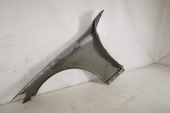 Оригинален Десен Преден Калник / Desen Preden Kalnik Mercedes-Benz C-C