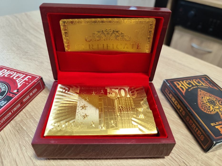 Карти за игра - любителска колекция