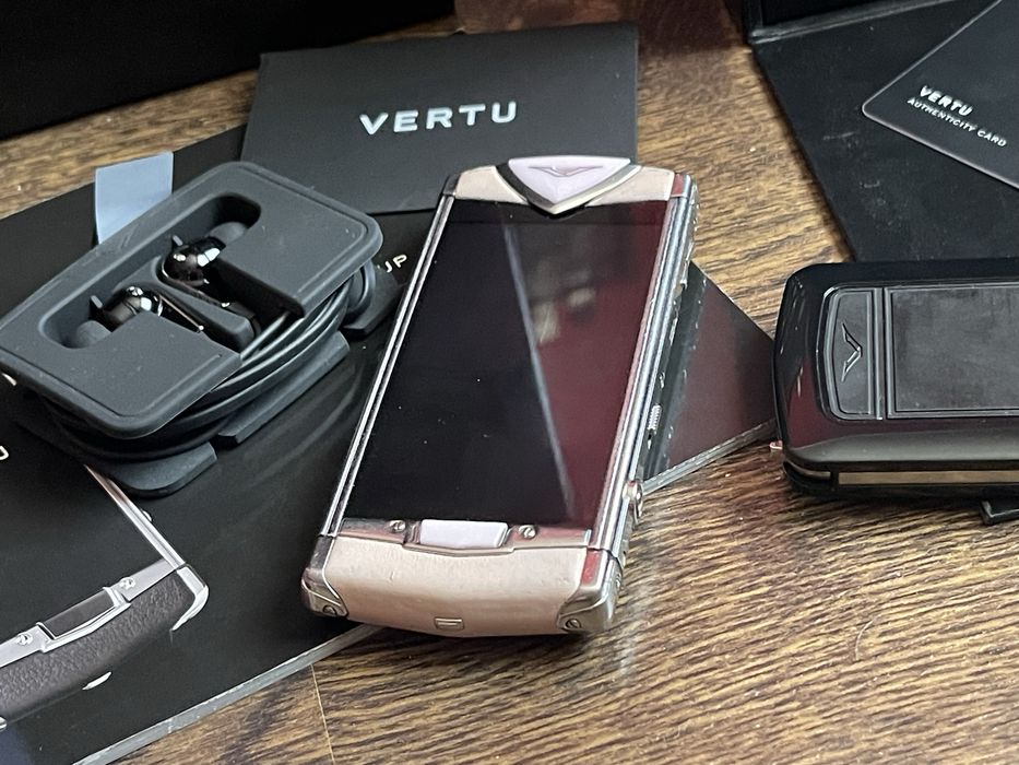 VERTU Constellation T. Обмен