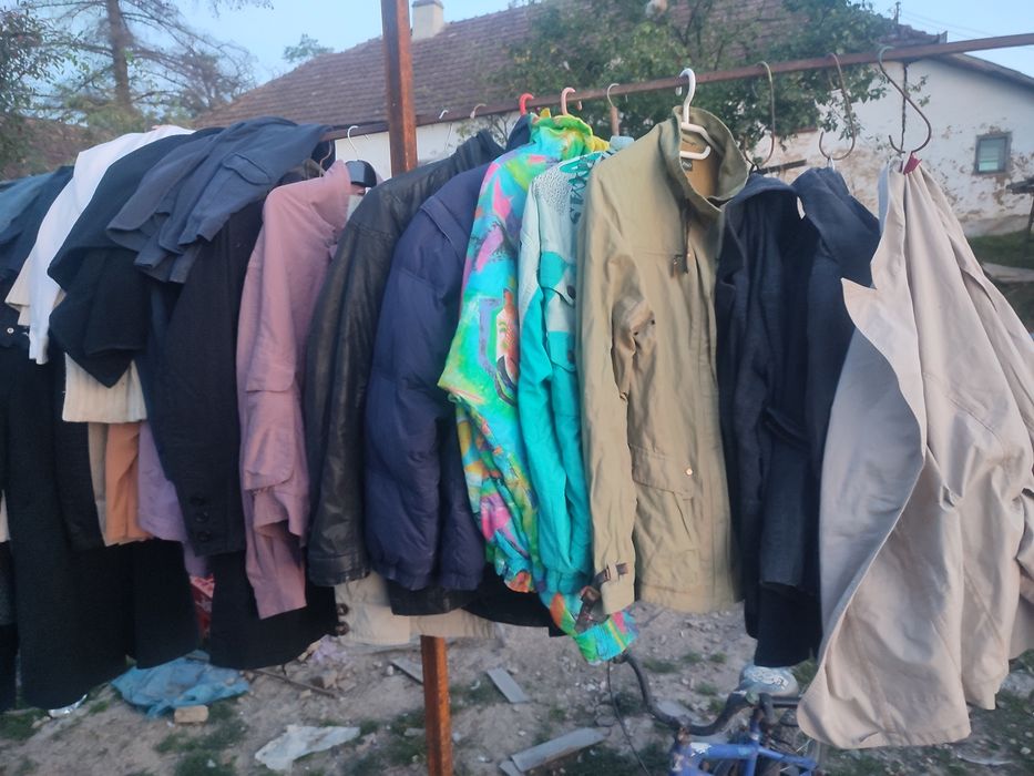 Lichidez stoc magazin second-hand